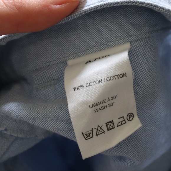 A.P.C. LIGHT BLUE COTTON MID-RISE SHORTS - Picture 7 of 7